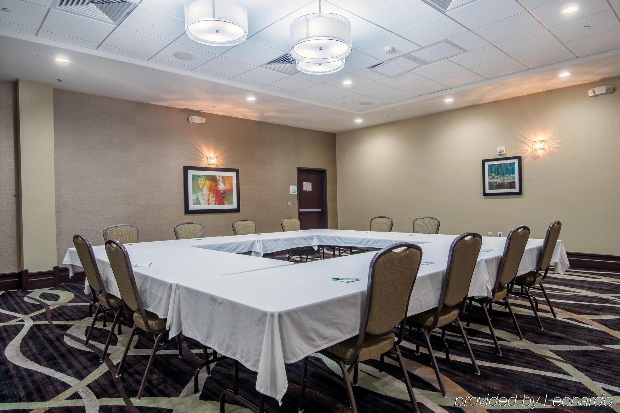 Holiday Inn Salina By Ihg מראה חיצוני תמונה