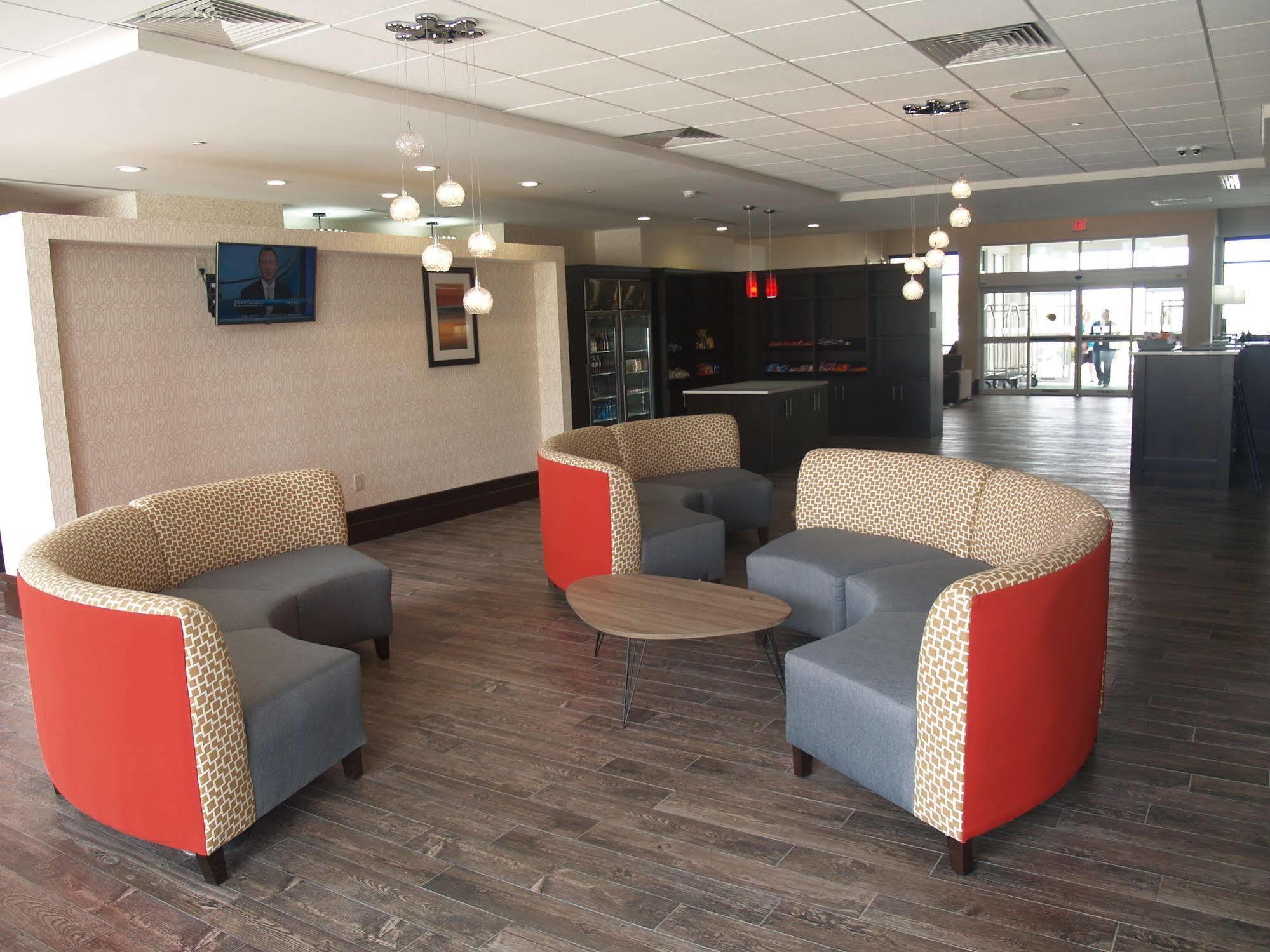 Holiday Inn Salina By Ihg מראה חיצוני תמונה